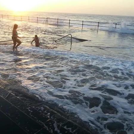 Piscinas Naturales דירה *