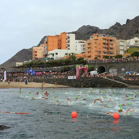 Piscinas Naturales דירה